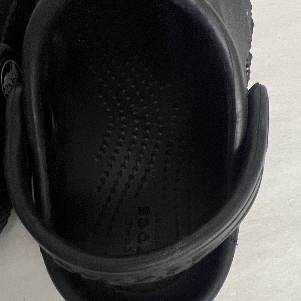CROCS Kids Black Sandals sz 6 - Picture 5 of 16